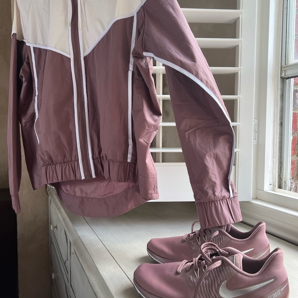 Nike in season TR8 - Picture 2 of 5